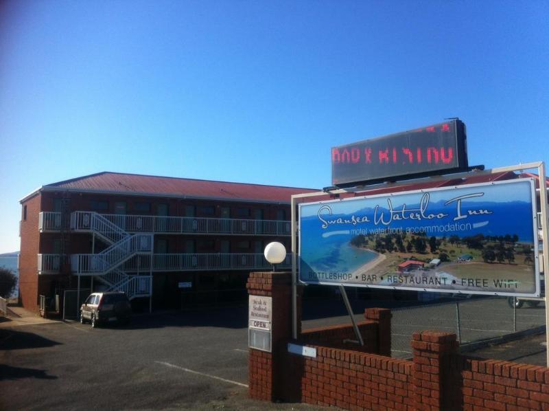 The Waterloo Hotel Swansea Exterior foto